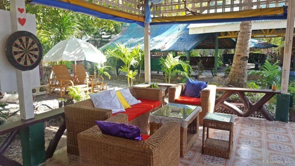 67Th Heaven Holiday Resort Lucbuan Exterior foto