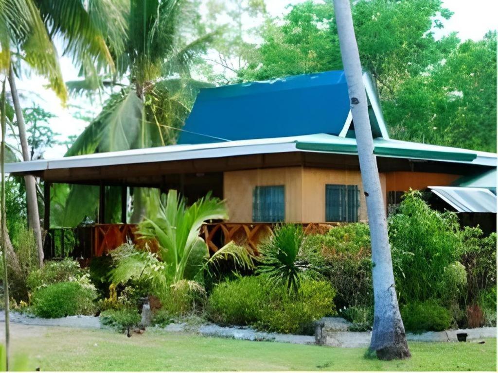 67Th Heaven Holiday Resort Lucbuan Exterior foto