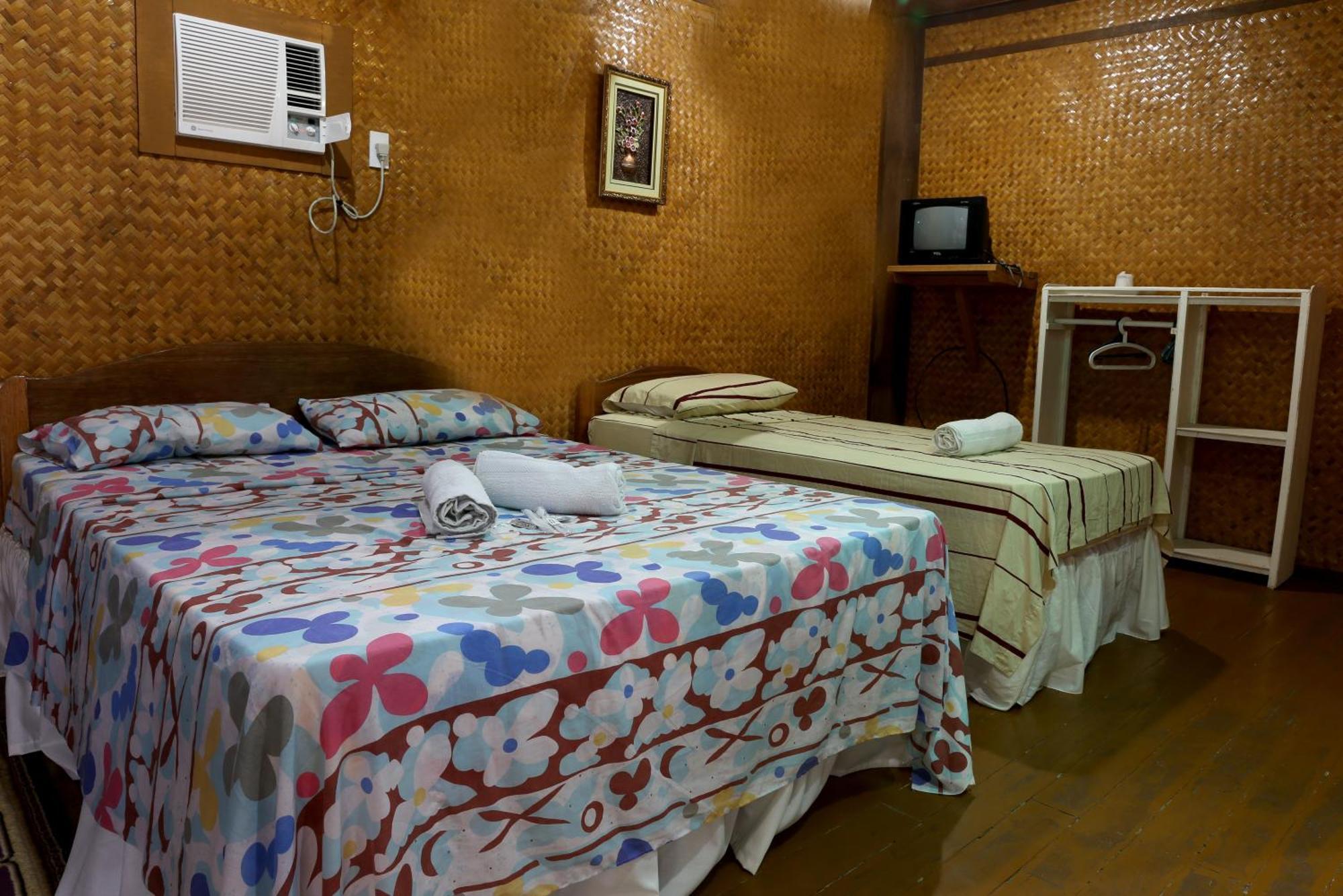 67Th Heaven Holiday Resort Lucbuan Exterior foto